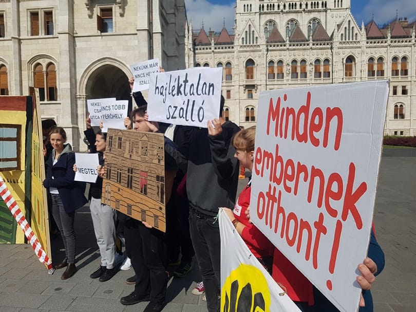 Tudósok szólnak: nagyon rossz ötlet koronavírus-járvány idején a kilakoltatás