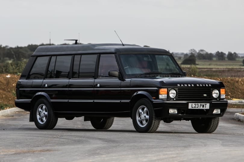 A brunei szultán mindenben az egyedit szerette: mint ez a 6 méteres Range Rover limuzin