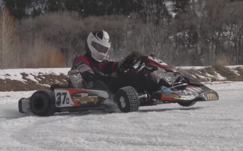 Fogadjunk, hogy kipróbálná: nincs nagyobb móka a fagyban, mint egy kis gokart – videó