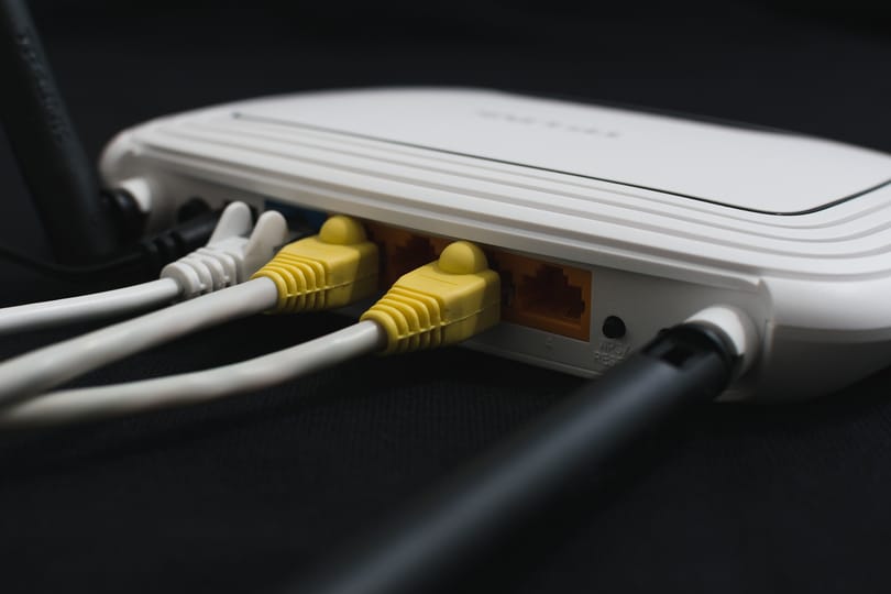 Miről megy otthon a wifi? 200 millió otthoni modemet veszélyeztető hibára bukkantak
