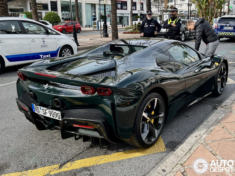 Tiborcz nagyon hallgat arról, milyen konstrukcióban bérelte a negyedmilliárdos Ferrarit