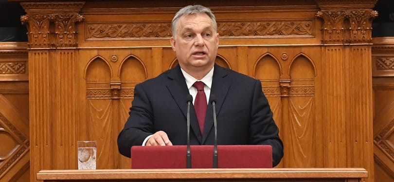 Itt az Alaptörvény módosítása, nem sokat lacafacázott a kormány