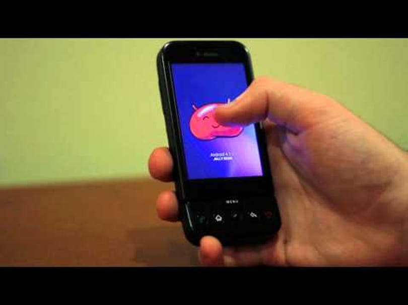 A legújabb Android a legrégebbi androidos mobilon