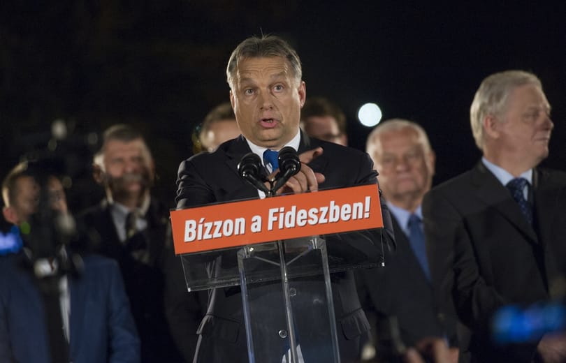 Ötszáz tudós állt ki társuk mellett, akit Orbán fenyegetően a szájára vett