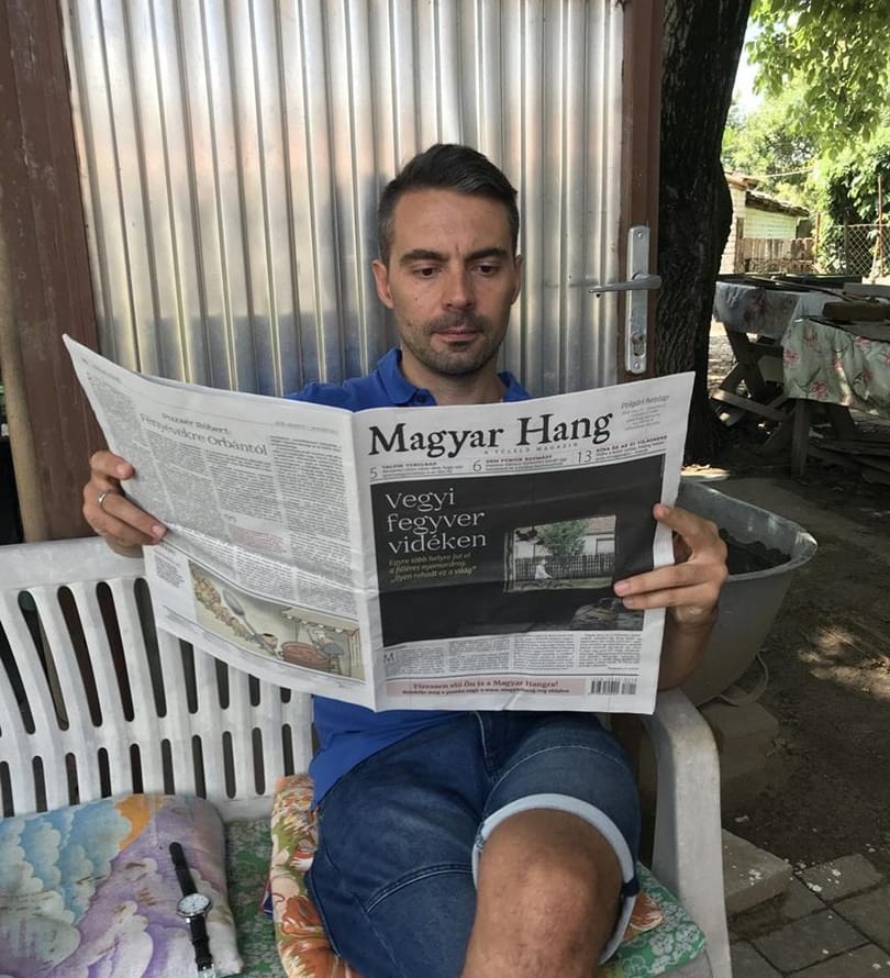Magyar Hangot olvas a diófa alatt Vona Gábor, követői pedig visszavárják