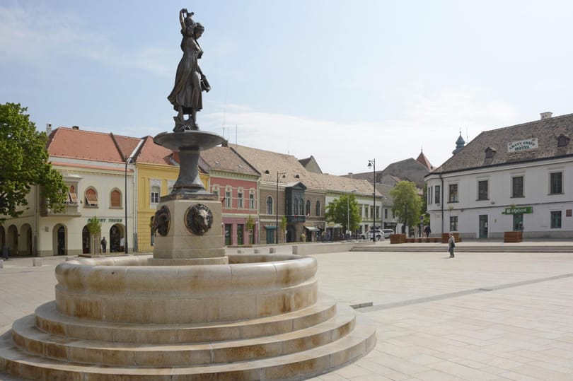 „A vállalhatatlan bizonytalanság miatt felálltam” – sorban távoztak a kulturális szakemberek Pápán