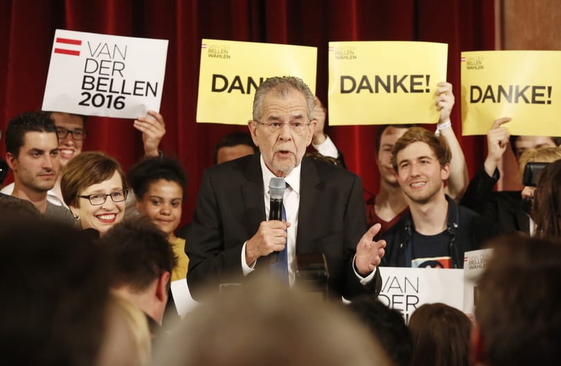 Mégsem törtek át Ausztriában: nem lett szélsőjobbos elnök az EU-ban
