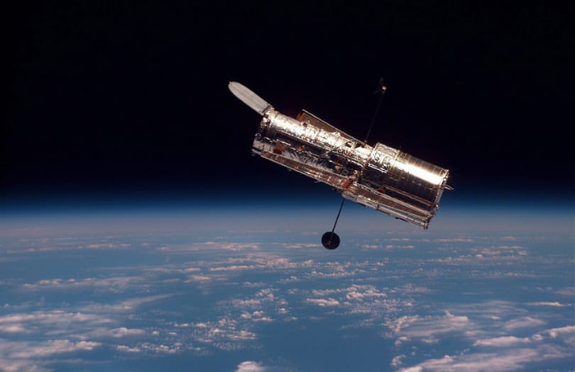 100 órán át nézte az univerzum sötétjét a Hubble, aztán jött a meglepetés