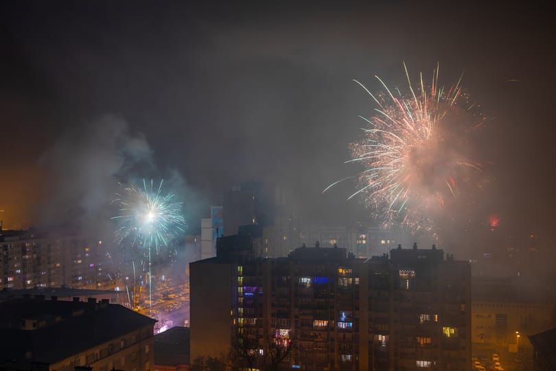 Kisgyerek mellett robbant tűzijáték Zalaegerszegen, a rendőrség szemtanúkat keres