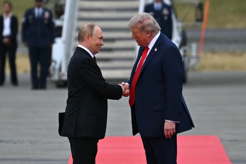 Donald Trump és Vlagyimir Putyin is megérkezett Alaszkába