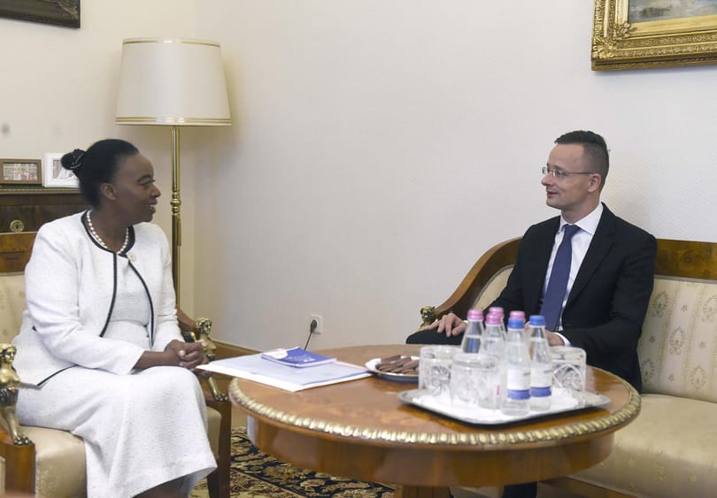 Két kórházat építenek magyar vállalatok Kenyában