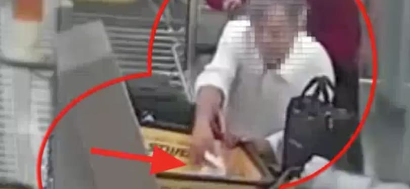 Ilyen arcátlan reptéri lopást talán még nem látott – videó