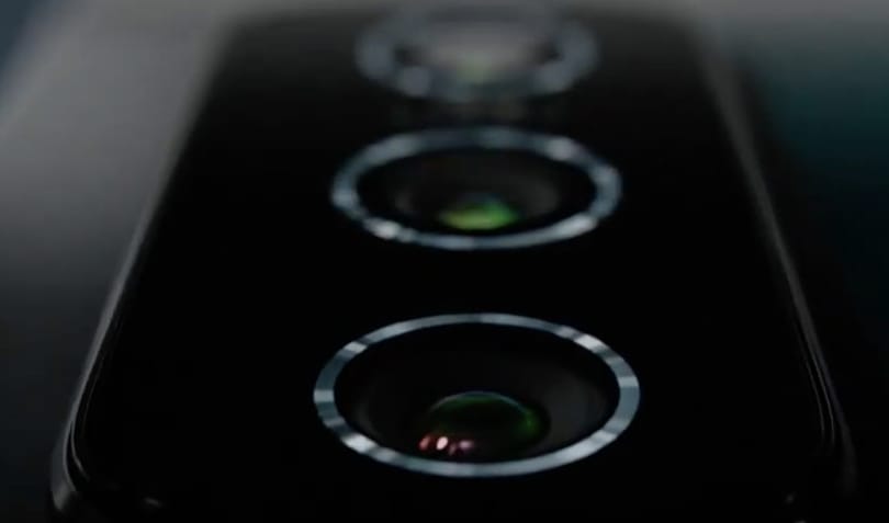 Itt az első hivatalos videó az új Asus csúcstelefonjáról