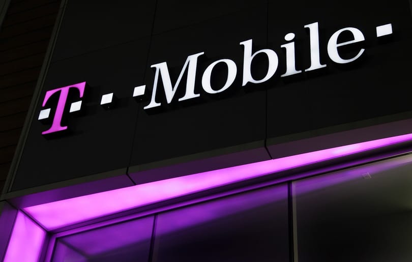 Mindenkit kivásároltak a németek a cseh T-Mobile-ból