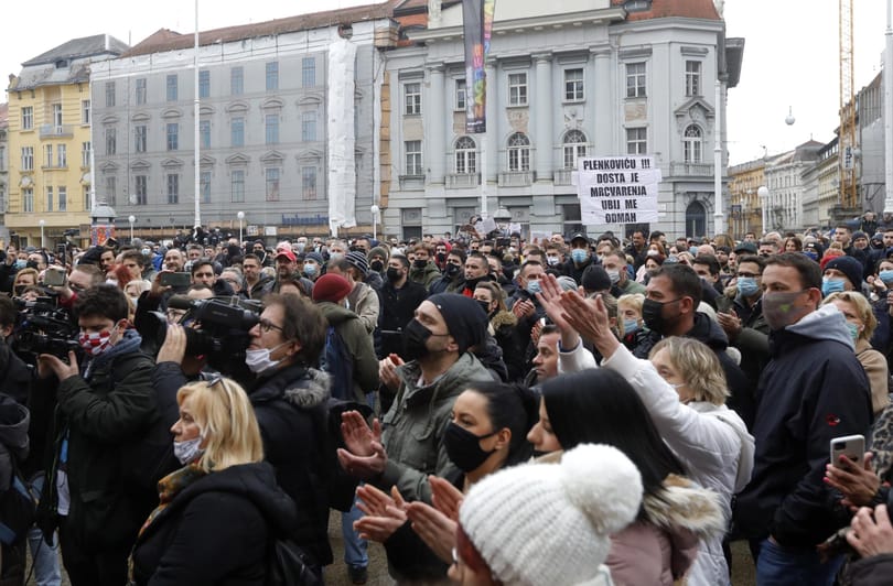 Több ezer vállalkozó tüntetett a korlátozások enyhítéséért Horvátországban