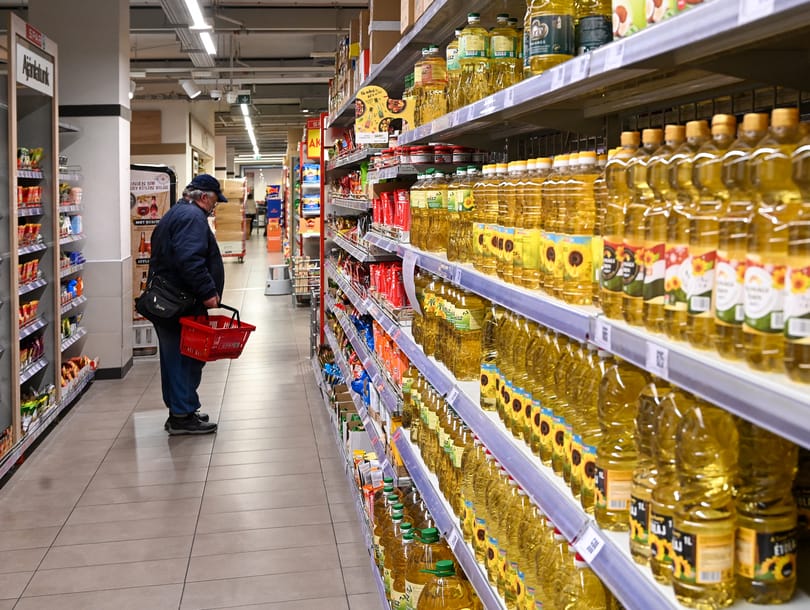 Orbán egy rokonának akarhatott részesedést a SPAR-ban, feljelentést tett a Jobbik alelnöke