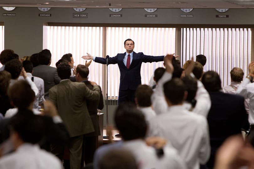 Özönlenek a bankárok A Wall Street farkasára