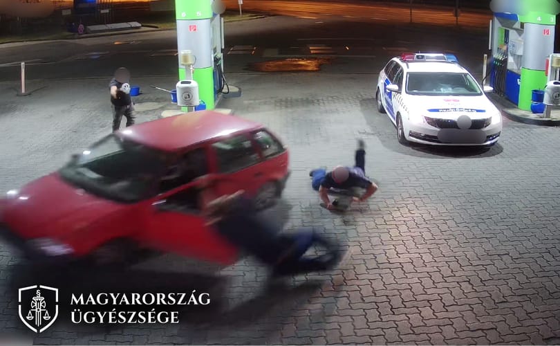 Videón, ahogy egy autós menekülés közben elsodor egy rendőrt és egy polgárőrt egy újpesti benzinkúton