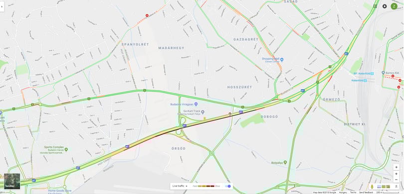 Három autó ütközött az M1-M7-bevezetőn, torlódásra számítson