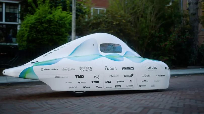 2488 km-t ment 950 gramm hidrogénből: Guinness-rekordot állított fel egy hidrogénautó