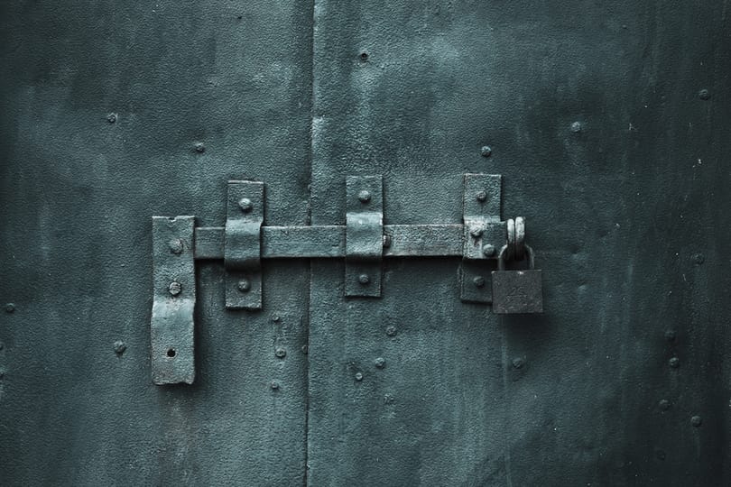 Kizárták a végtörlesztésből a keveset bukó devizahiteleseket