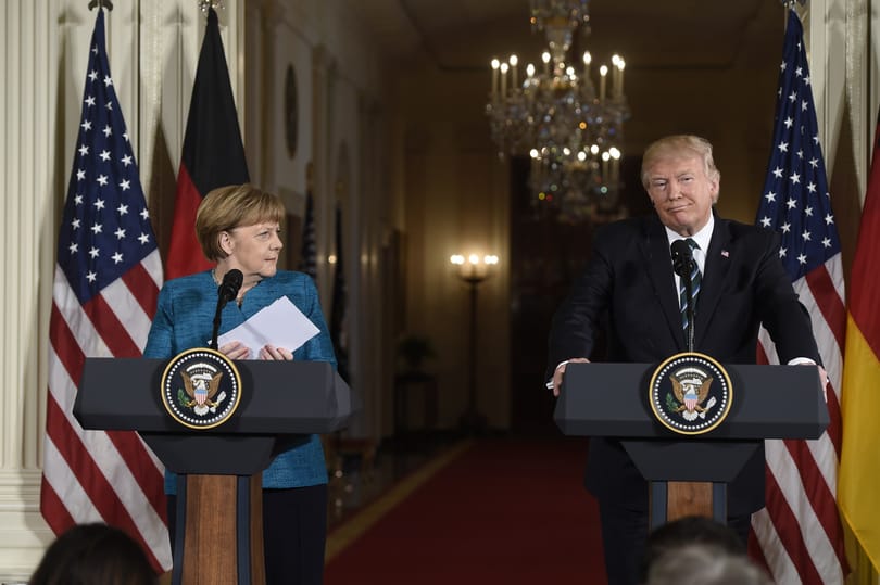Ahogy Merkelt letudta, Trump beszólt a németeknek
