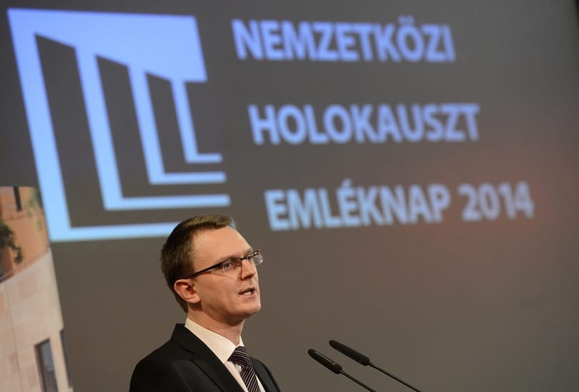 Emlékművita szakította meg a holokauszt-megemlékezést