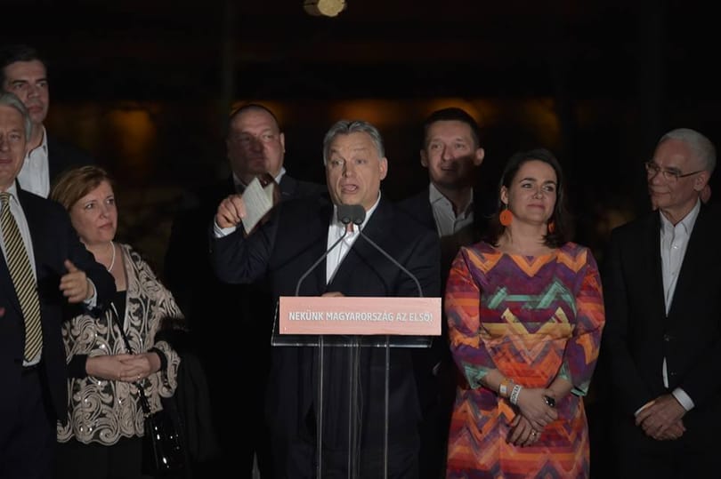 Nagyobb úr ő, mint az Isten, Orbán lesz a fejedelem