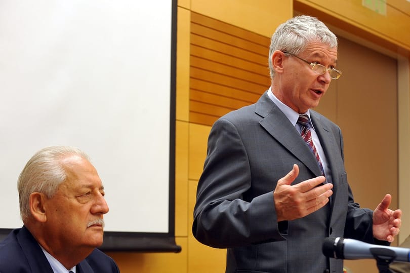 Polt: a Mol főnökét nemzetbiztonsági okból nem adták ki