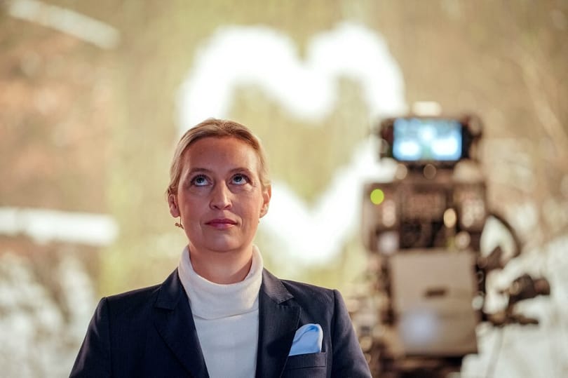 Extremista szervezetnek nyilvánította az AfD-t a német hírszerzés