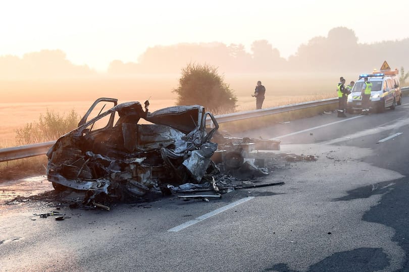 Halálos balesetet okozott Calais-nál a migránsok útakadálya