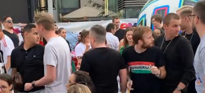 Kis híján nekimentek a portugál drukkereknek a Deák téren Ronaldo gólja után
