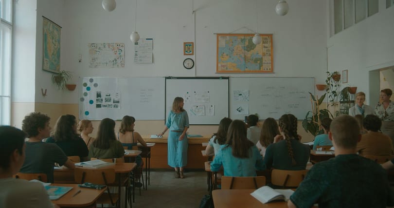 A homoszexualitás propagálásával vádolják meg a gimnáziumi tanárt Moldovai Katalin első játékfilmjében