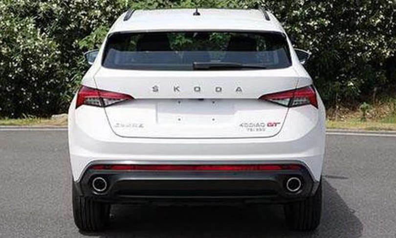 Kémfotókon a BMW X4-re hajazó Skoda Kodiaq GT
