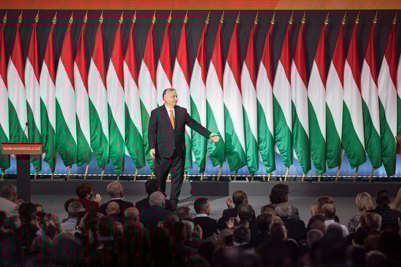 Jól behálózott csoportok, sok pénz, ütős narratíva – megfejtettük a Fidesz sikerének titkát