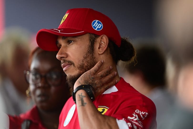 Ecclestone: „Hamiltonnak most kellene kiszállnia, mielőtt baj történik vele”