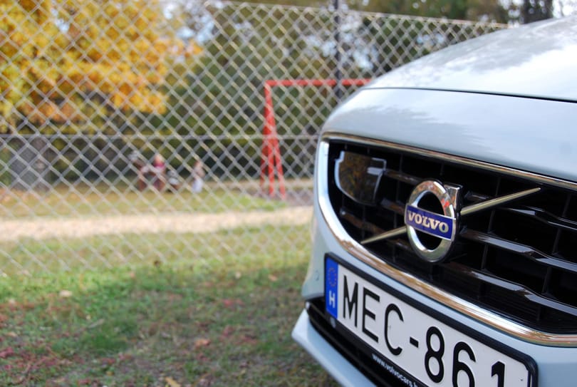 Volvo V40 teszt: megnyerően magabiztos