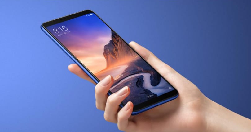 Óriási kijelző, óriási akku: bemutatták az igazán nagy Xiaomi-telefont