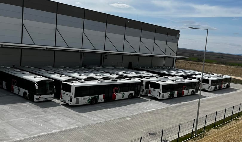 Hadházy: Egy pátyi telepen állnak a négy éve 2,75 milliárdért vett szűrőbuszok