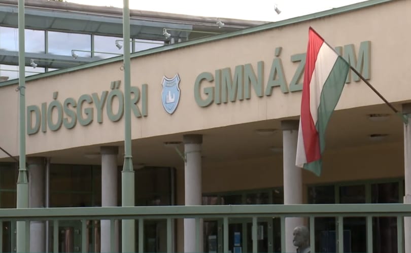Tüntettek Diósgyőrben a gimnázium új igazgatója ellen