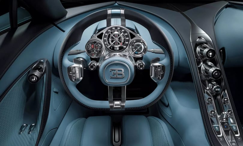 A Bugatti Tourbillonban még hangszórók sincsenek, a karosszériát használják erre a célra
