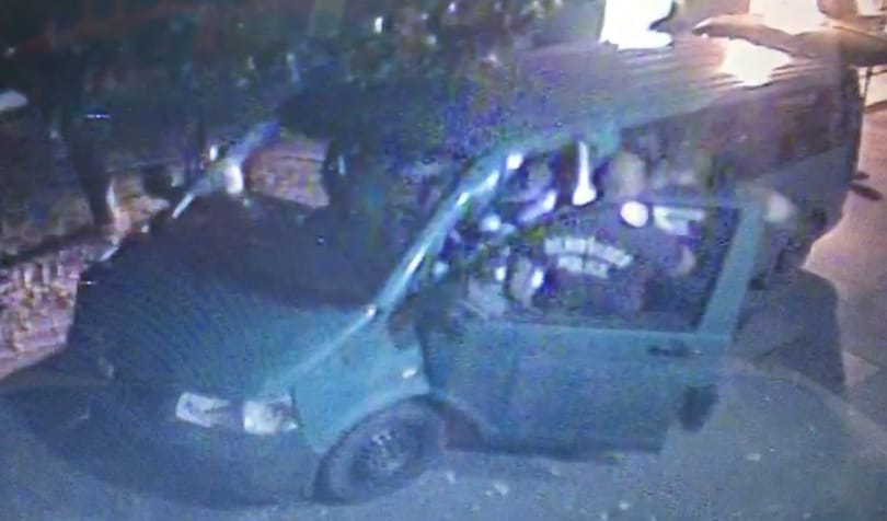 Kamera előtt ütött, mégis felmentették a rendőrt, akit bántalmazással vádolt az elhunyt férfi családja