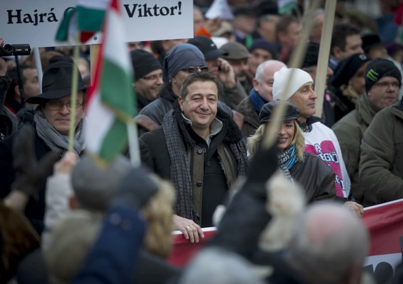 Teljes mozgósításba kezdett a Fidesz a békementre