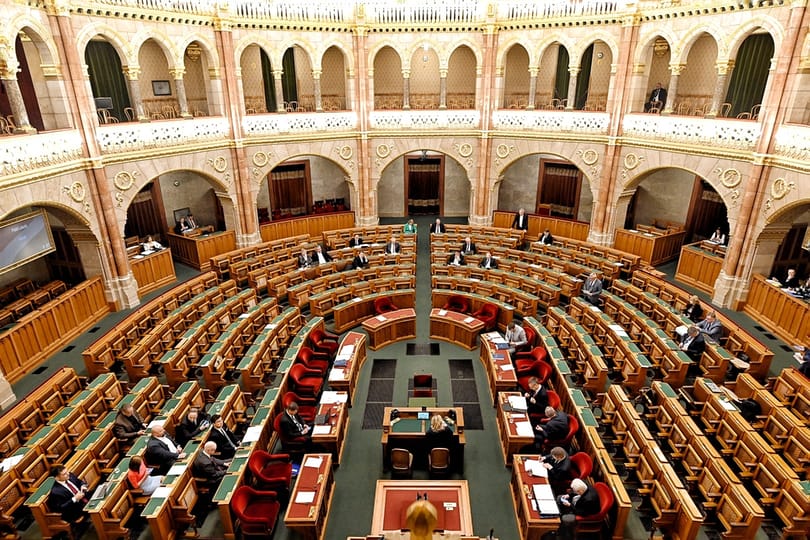 Megszavazta a parlament, Magyarország kilép a Nemzetközi Büntetőbíróságból