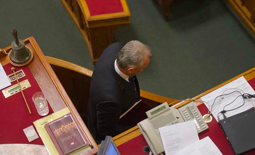 Schmitt Pál belebukott a plágiumbotrányba