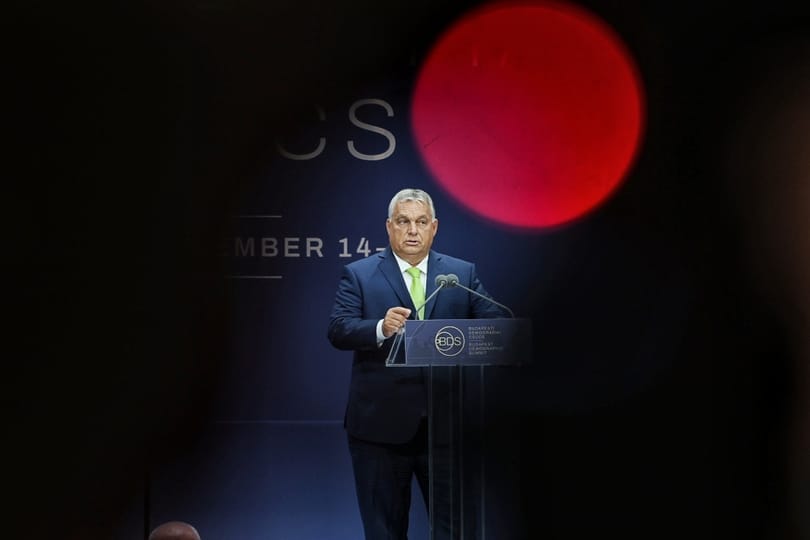 Orbán új családpolitikai programot ígért és leváltaná „a liberális diskurzust, ami a gyermekvállalásban veszélyt lát