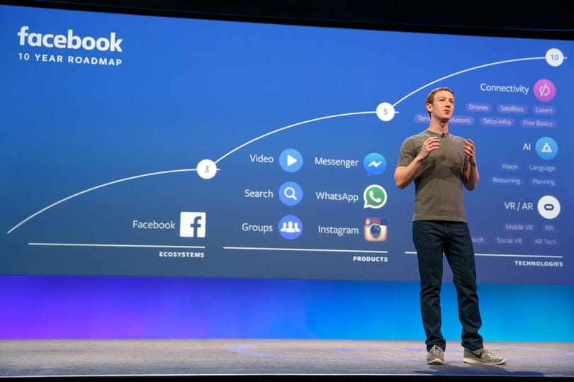 Mark Zuckerberg iszonyat gazdag, napi 4 millió dollár felett kaszál