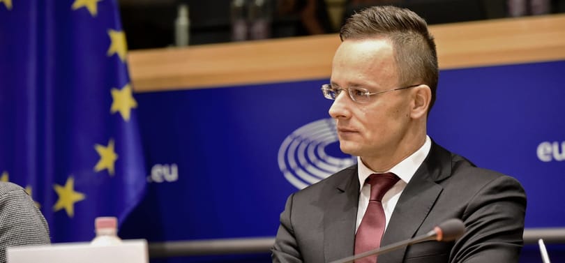 Figyelő-listázás: a jogvédők hiába várják, hogy Szijjártó megvédje őket