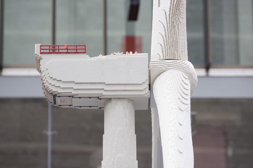 Vizsgálja a Tesco, hogyan vehettek nála Lego helyett újságpapírt
