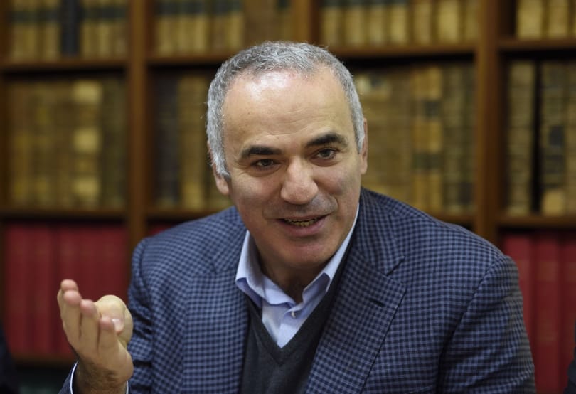 Kaszparov : 